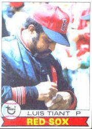1979 Topps Baseball Cards      575     Luis Tiant